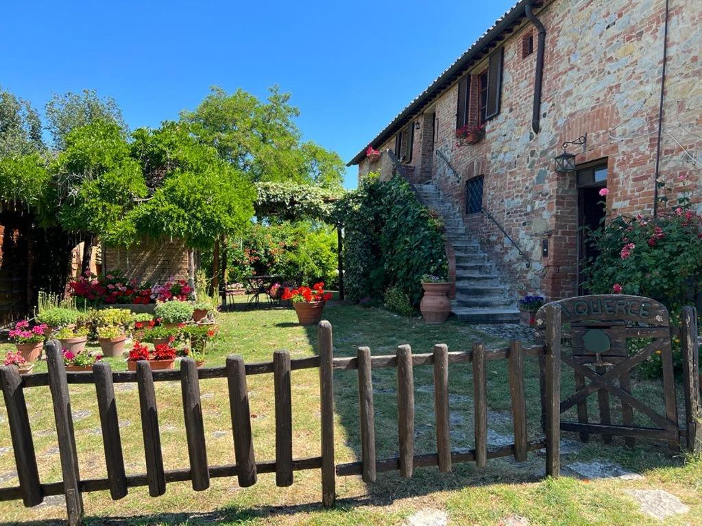 Casale Le Querce Apartamento Castelnuovo Berardenga Exterior foto